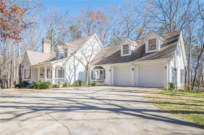 Building Photo - 34 Johnston Row NW