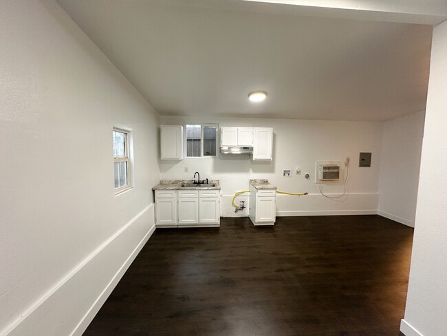 Building Photo - 9189 Cll Vejar