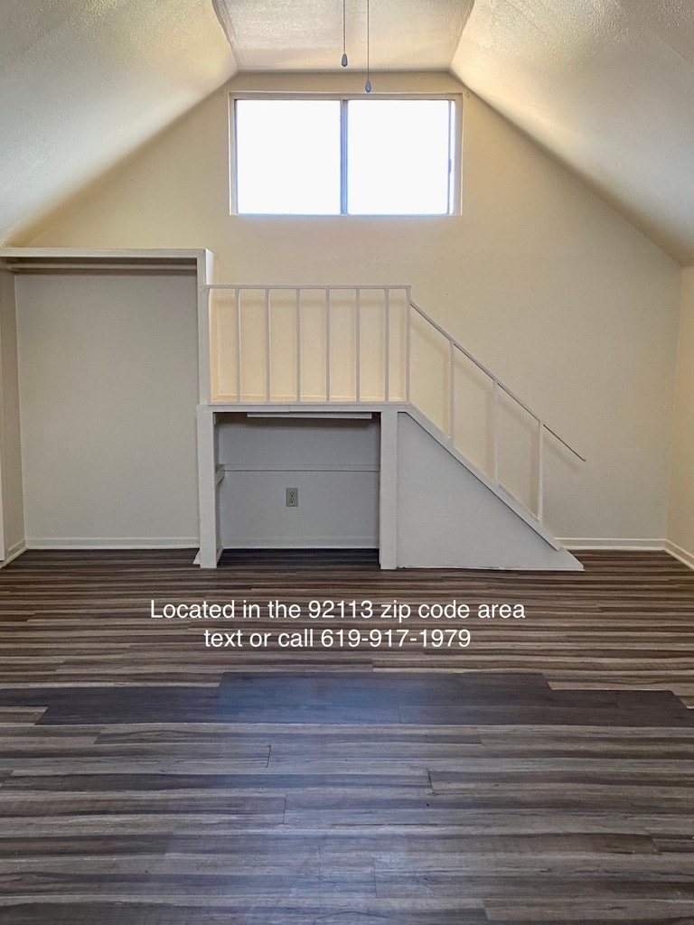 Large bedroom - upstairs - 3060 National Ave