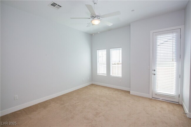 Building Photo - 10557 Ridge Glow Ave