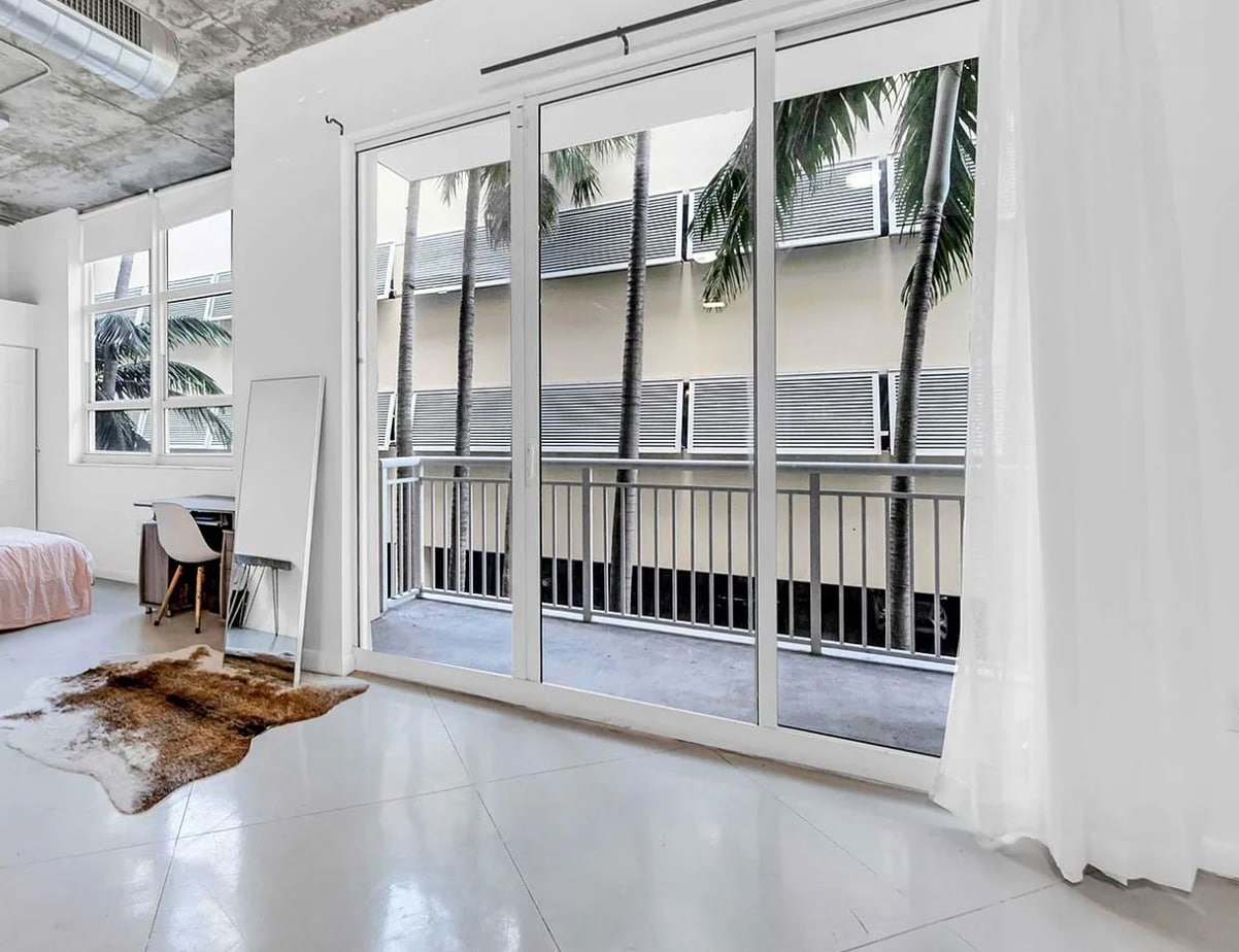 Building Photo - 2001 Biscayne Blvd