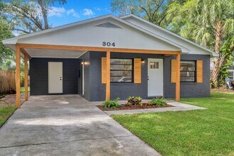 Building Photo - BEAUTIFULLY RENOVATED 2 BEDROOM, 1 BATH HOME WITH CARPORT NESTLED IN THE SOUGHT-AFTER NEIGHBORHOO...