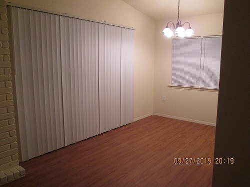 Building Photo - 9835 Meadow Way