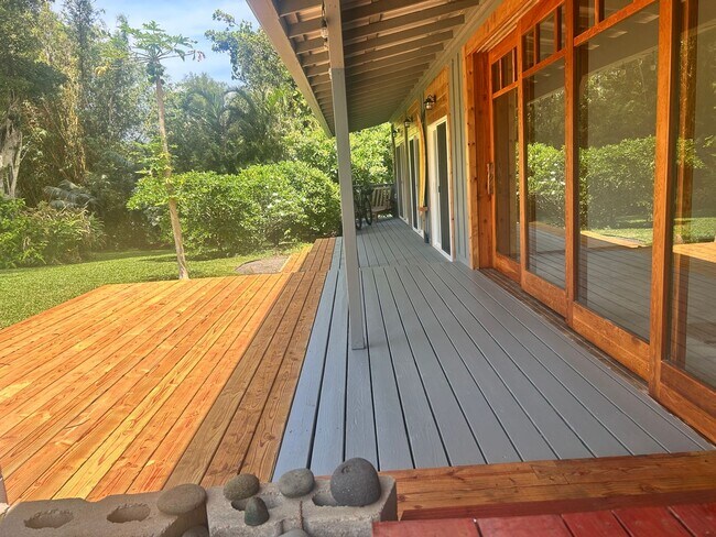 Building Photo - Brand New Luxury Furnished 3 bed 2 bath Ho...