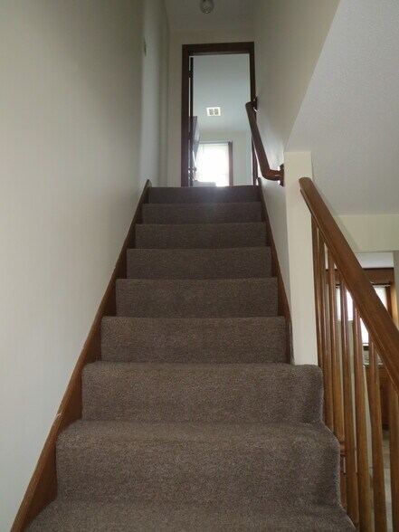 Building Photo - 469 Corey St