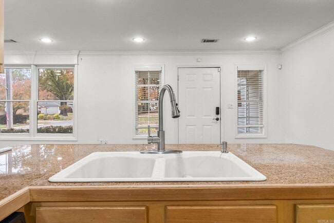 Building Photo - 7023 H St