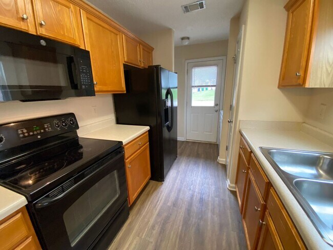 Building Photo - BRIDGEWATER HOME - PRE-LEASING FOR AUGUST 2026! 1/2 Off Deposit!