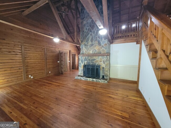 Building Photo - 2391 Booth Cir