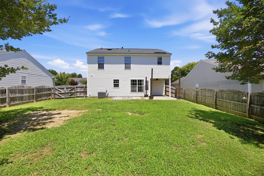 Building Photo - 8502 Appledale Dr