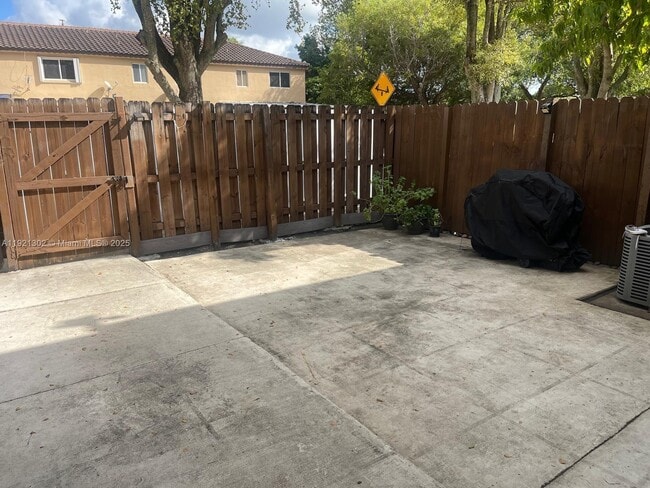 Building Photo - 8400 SW 154th Cir Ct