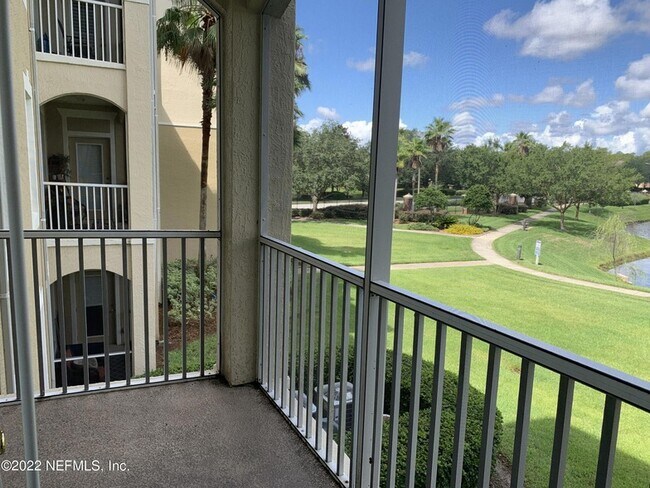 Building Photo - 7801 Point Meadows Dr