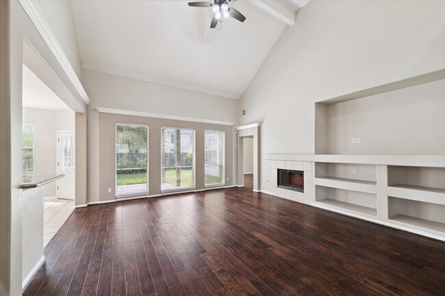 Building Photo - 9215 Colonyway Ct