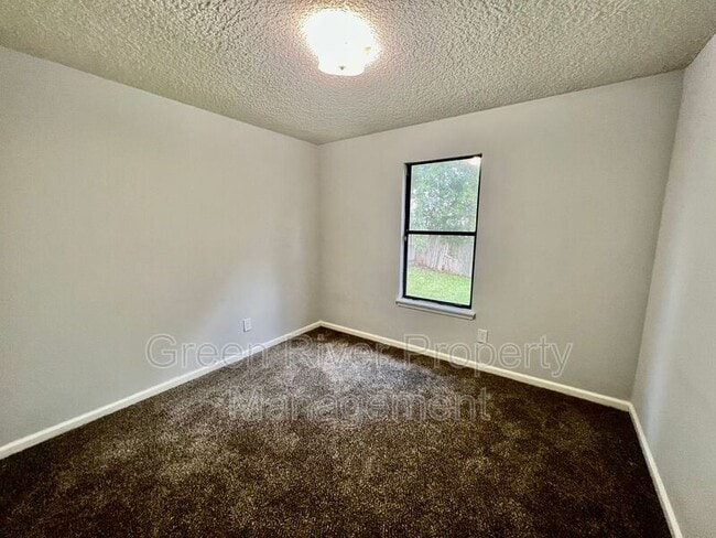 Building Photo - 3248 Dowitcher Ln
