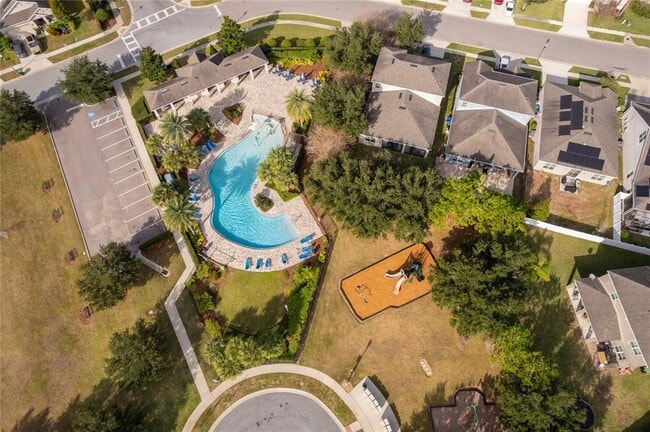 Building Photo - 902 Grand Hilltop Dr