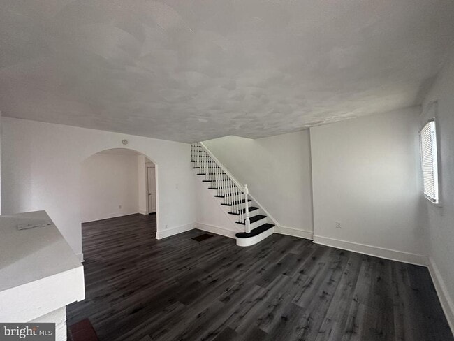 Building Photo - 1613 Edgmont Ave