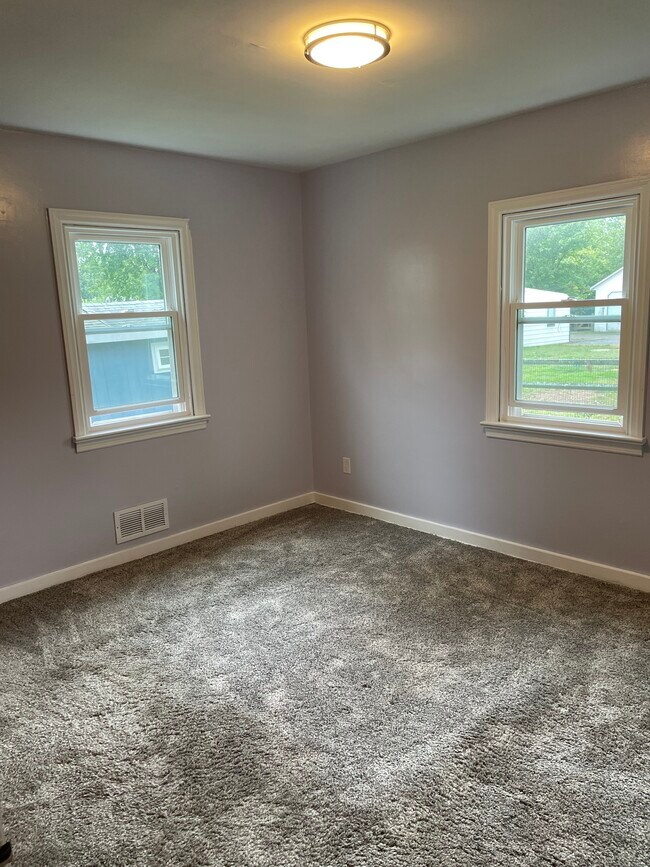 Building Photo - 207 S Wayne Ave