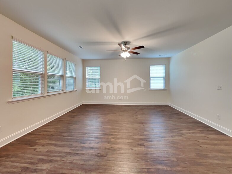 Building Photo - 3819 Kindness Wy
