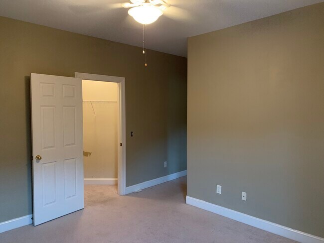 Bedroom 2 - 208 Thoreau Ct