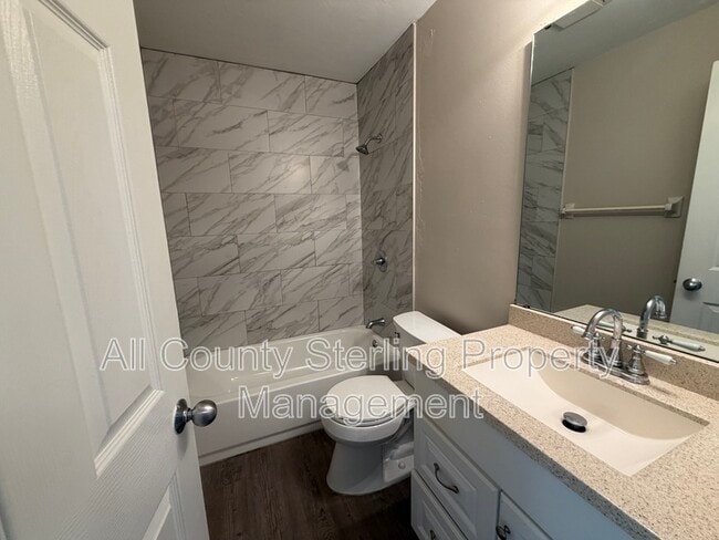 Building Photo - 1718 SW 69th Terrace