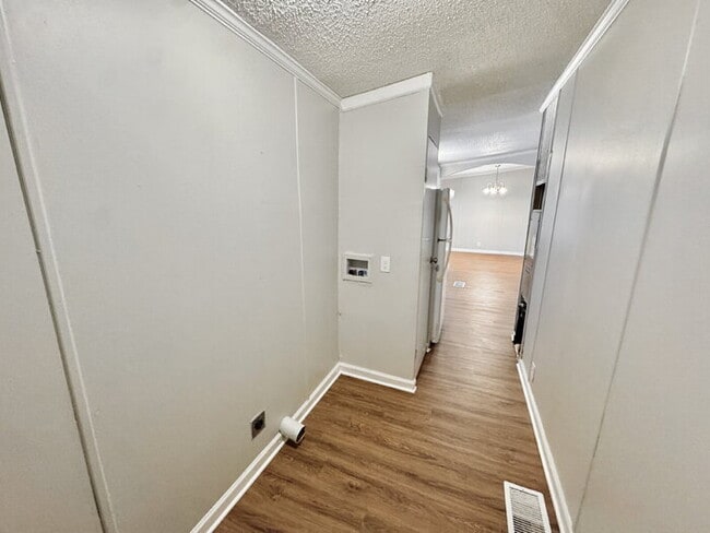 Building Photo - 4472 Cedar Ridge Ln