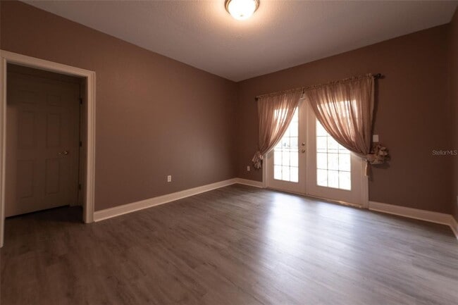 Building Photo - 10430 Birch Tree Ln