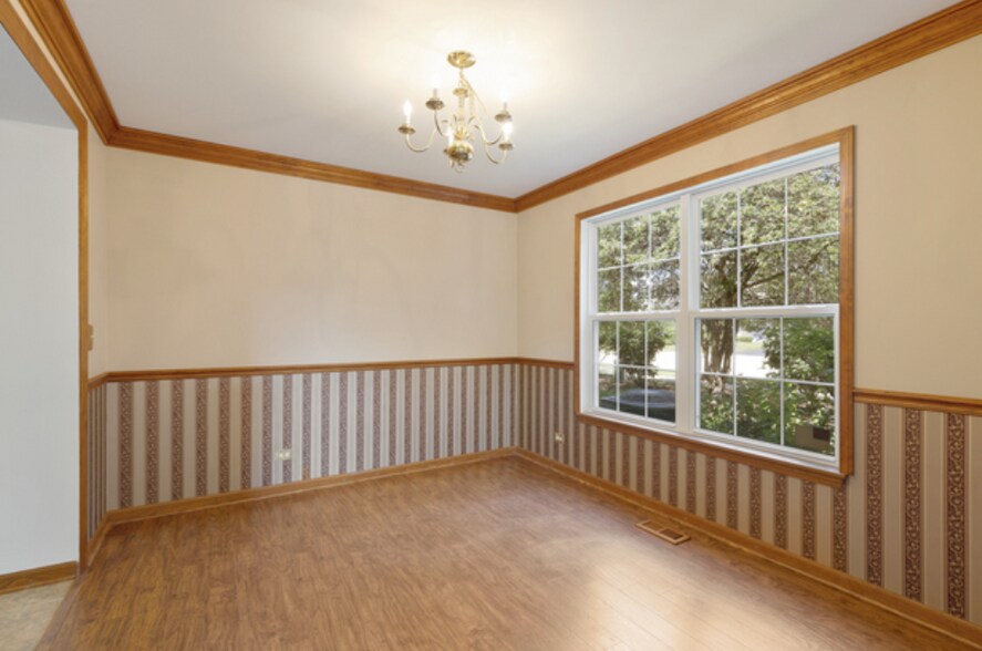 Building Photo - 9861 Thornton Way