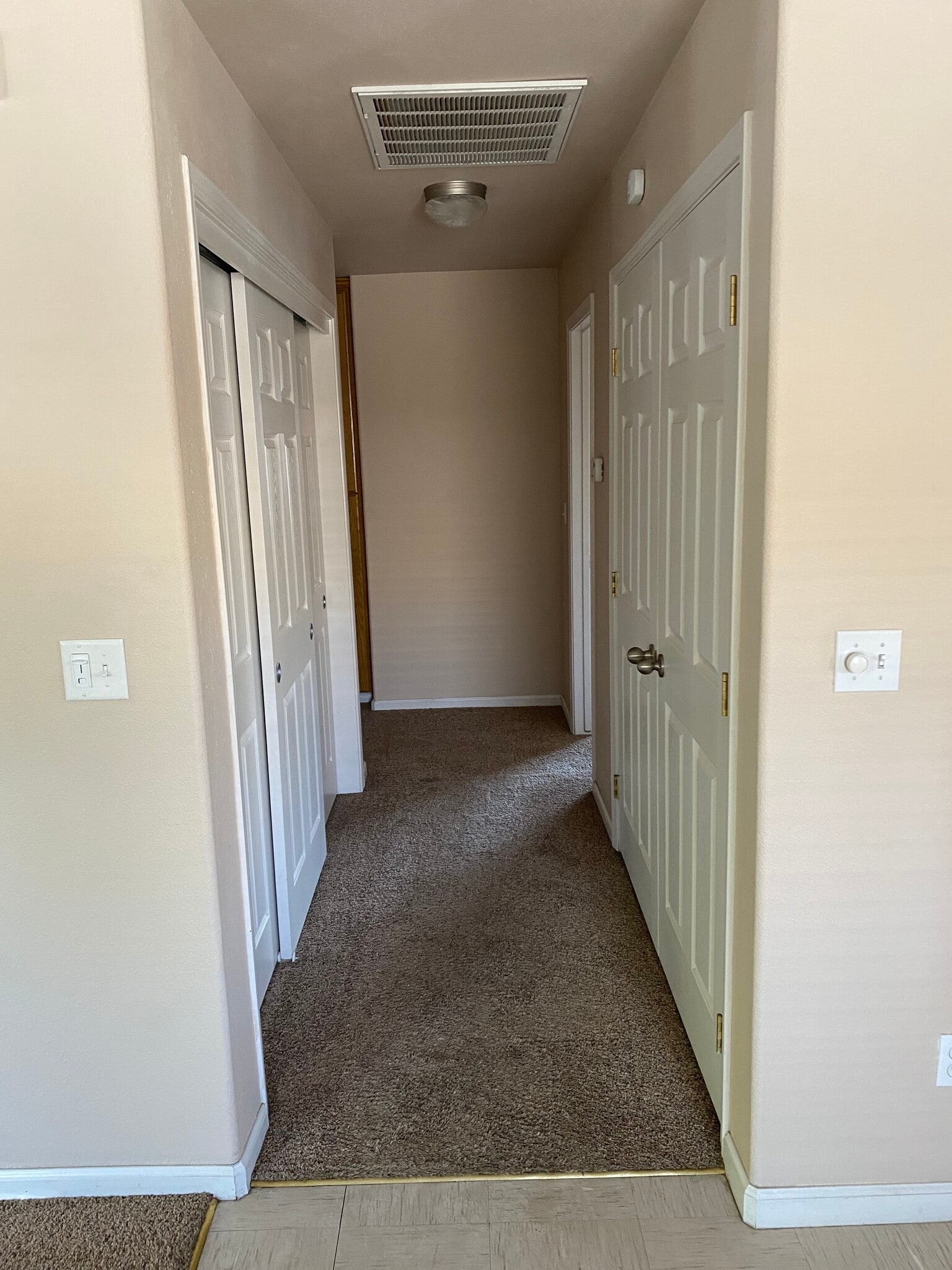 Building Photo - 2301 N Vickie Ct