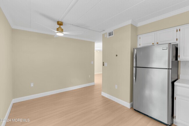 Building Photo - 1838 NJ-35