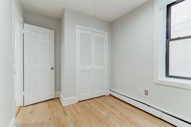 Building Photo - 465 Jersey Ave