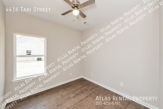 Building Photo - 4416 Tari St