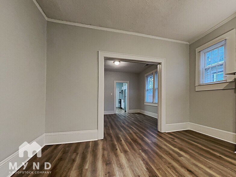 Building Photo - 1832 Wilmore Dr