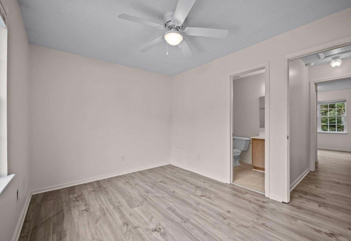 Building Photo - 968 W Pueblo Dr