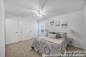 Building Photo - 8702 Village Dr