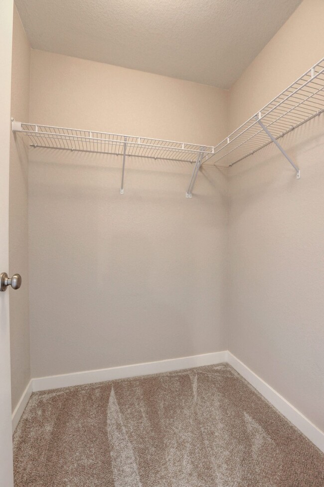 Building Photo - $2,500.00 - 3 Bedrooms and 2.5 Bathrooms T...