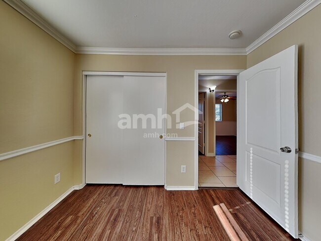 Building Photo - 10045 E Calypso Cir