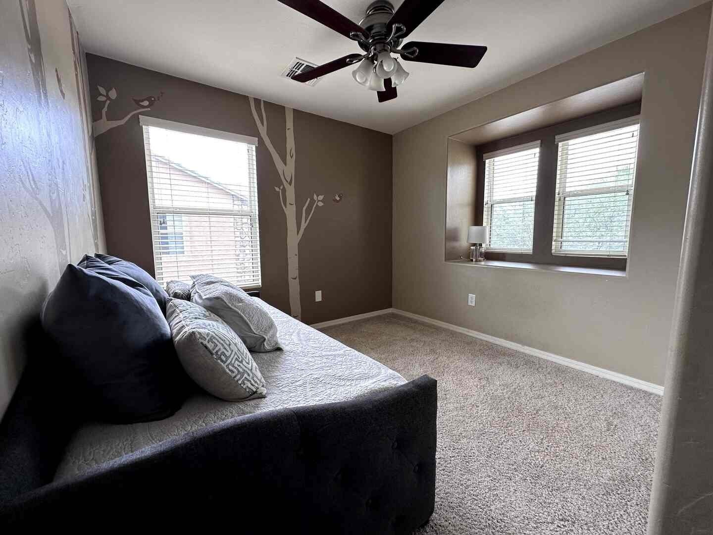 Building Photo - 5890 N Orangetip Dr