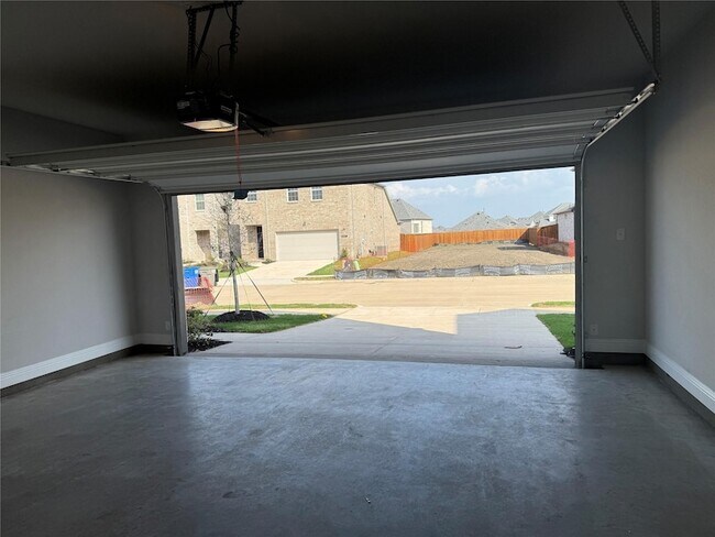 Building Photo - 3206 Cordelia Dr