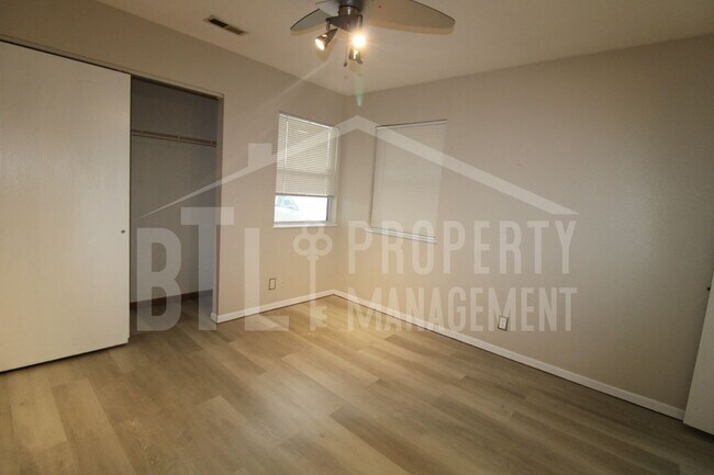 Building Photo - Beautiful 3BR Home in The Highlands Subdivision