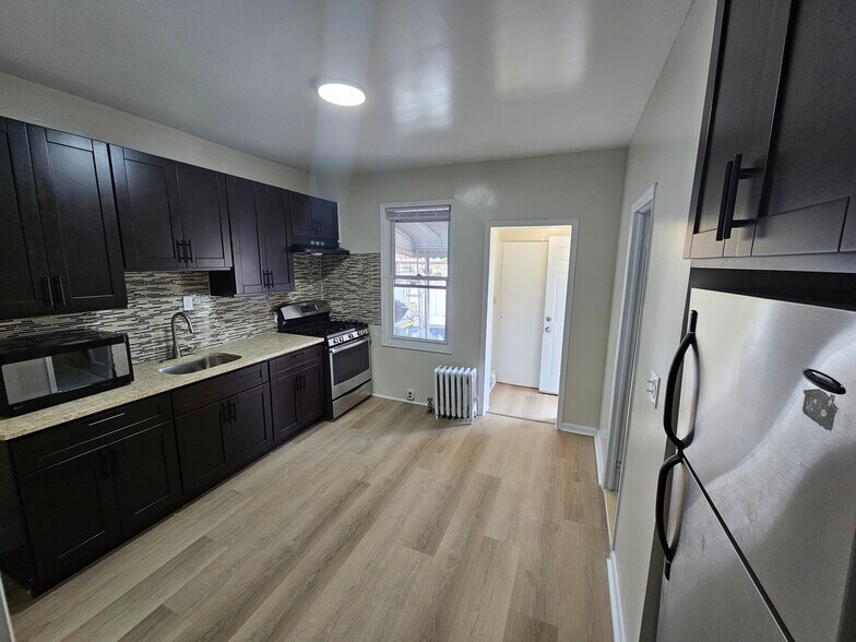 Building Photo - 8905 215th St