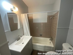 Building Photo - 207 Pinehurst Blvd