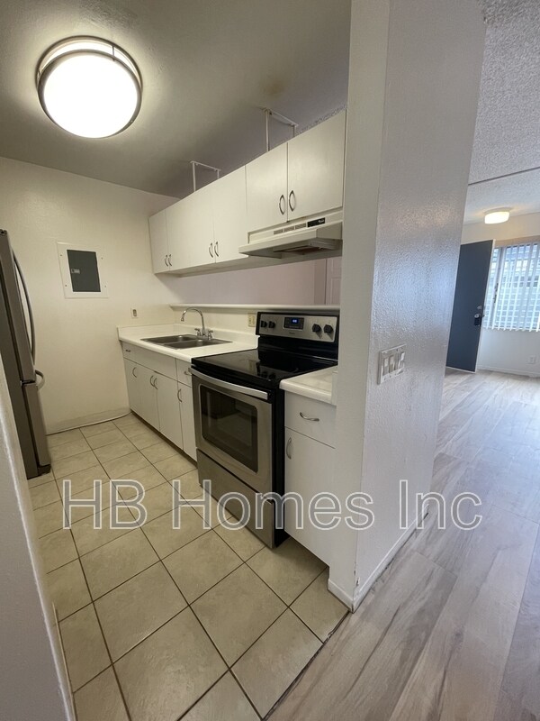 Building Photo - 46-269-269 Kahuhipa St
