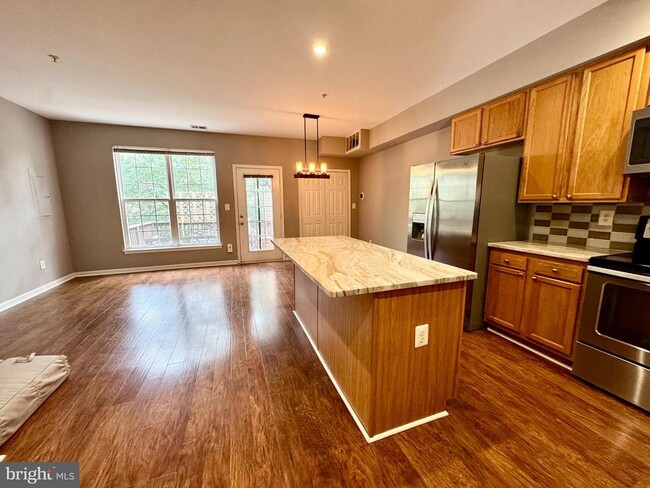 Building Photo - 74 Harbour Heights Dr