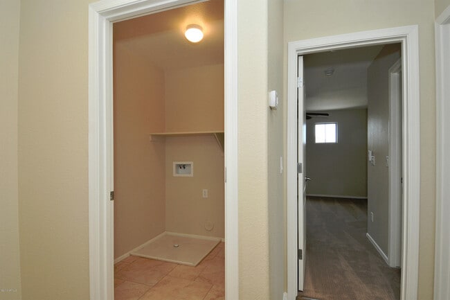 Building Photo - 4351 E Selena Dr