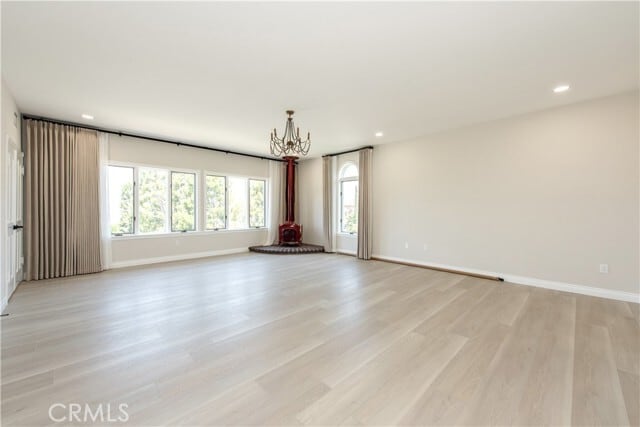 Building Photo - 2836 N Kingsgate Dr