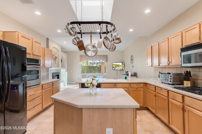 Building Photo - 14085 E Copper Mesa Ct