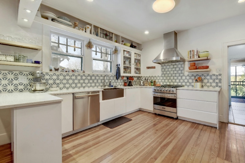 Building Photo - 2504 E Cesar Chavez St