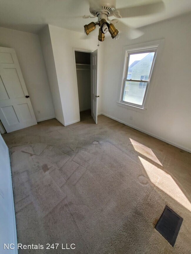 Building Photo - 2 br, 1 bath House - 2313 Maple St