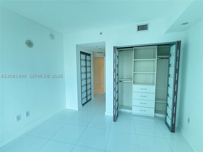 Building Photo - 1100 S Miami Ave