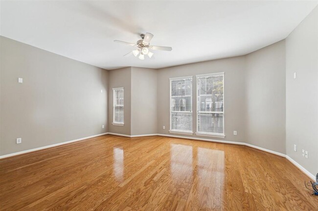 Building Photo - 1730 Bevis St