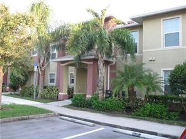 Building Photo - ANNUAL RENTAL - VISTAS AT HERITAGE BAY - 2...